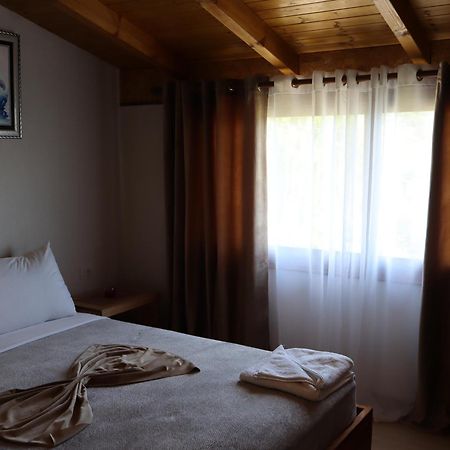 Bujtina Anlu Hotel Nepravishte Bagian luar foto