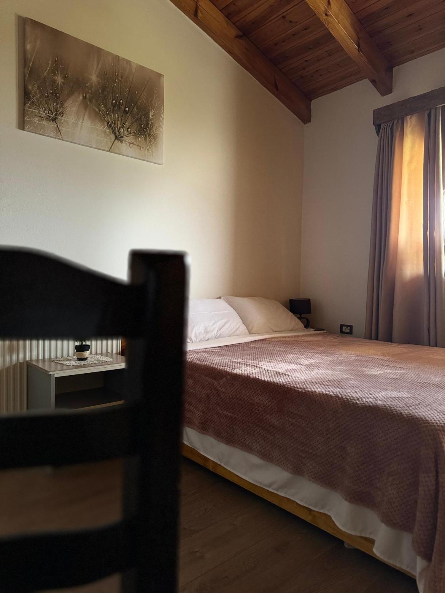 Bujtina Anlu Hotel Nepravishte Bagian luar foto