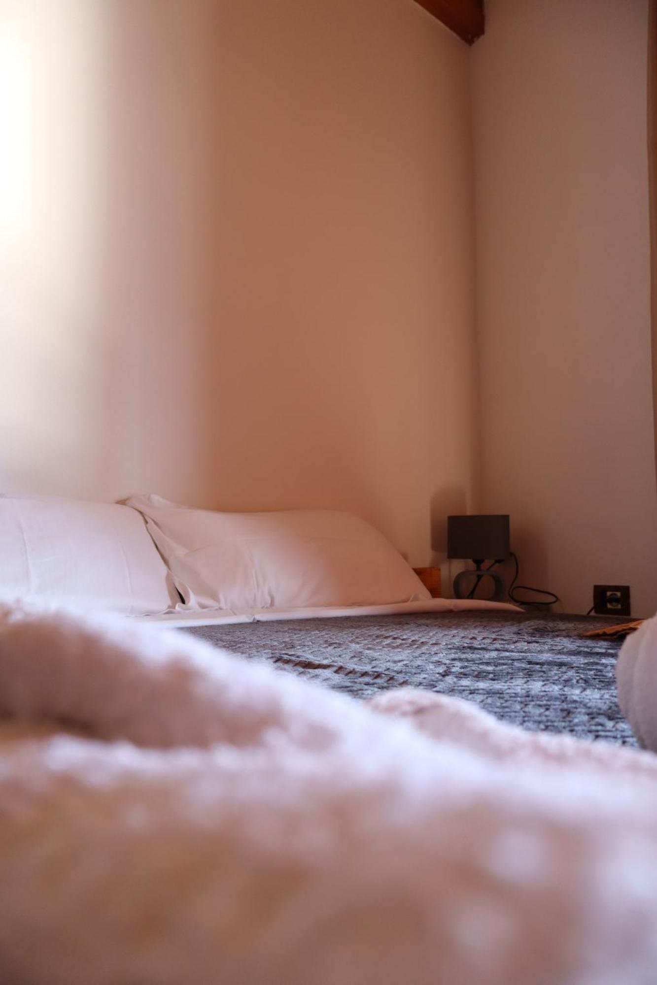 Bujtina Anlu Hotel Nepravishte Bagian luar foto