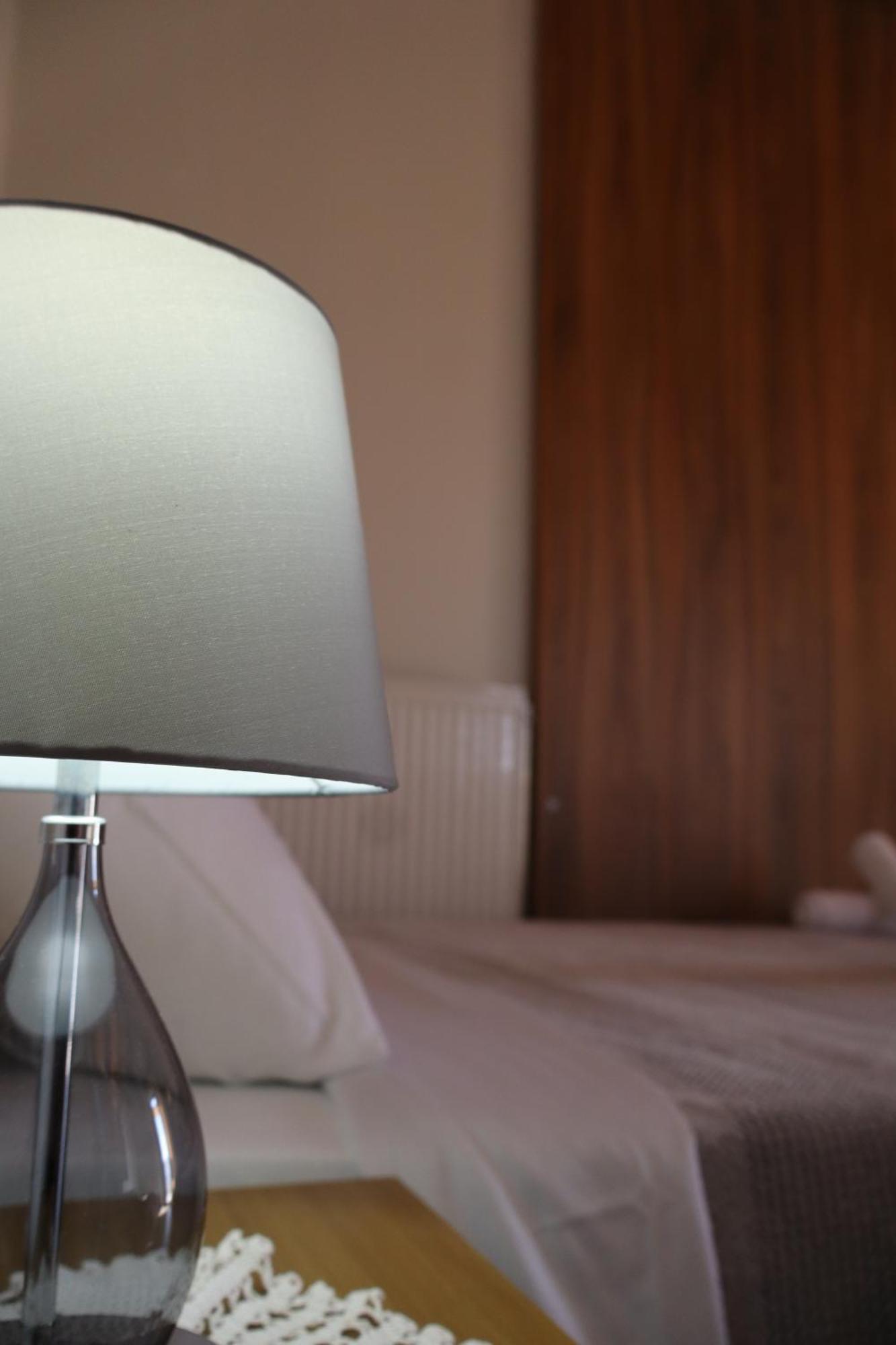 Bujtina Anlu Hotel Nepravishte Bagian luar foto