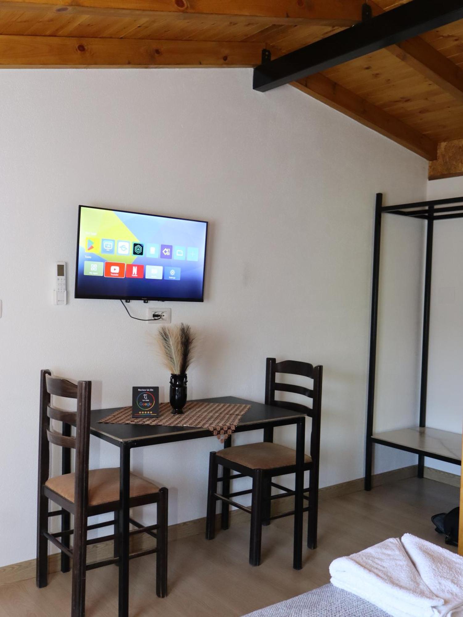 Bujtina Anlu Hotel Nepravishte Bagian luar foto
